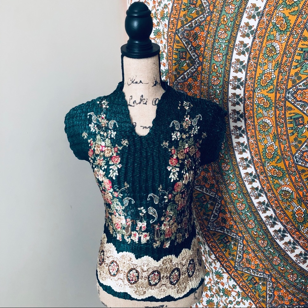 Vintage scrunchie top